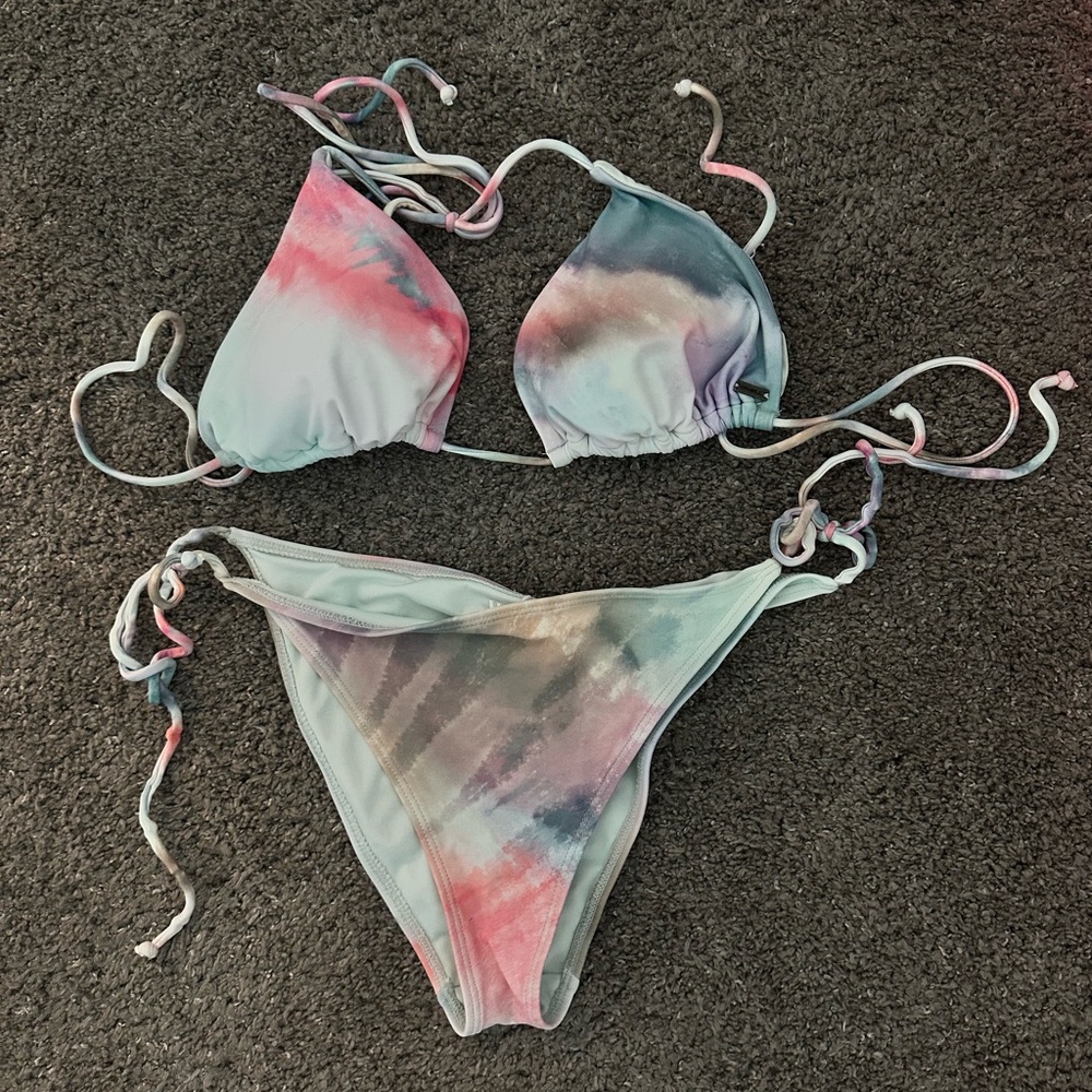 O’ Neill Tie-Dye Bikini Set